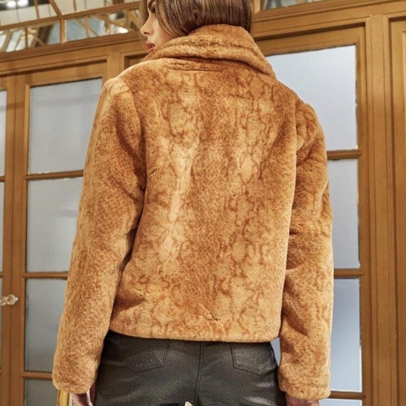 One Button Fuzzy Coat 🧥 - Picture 2 of 7